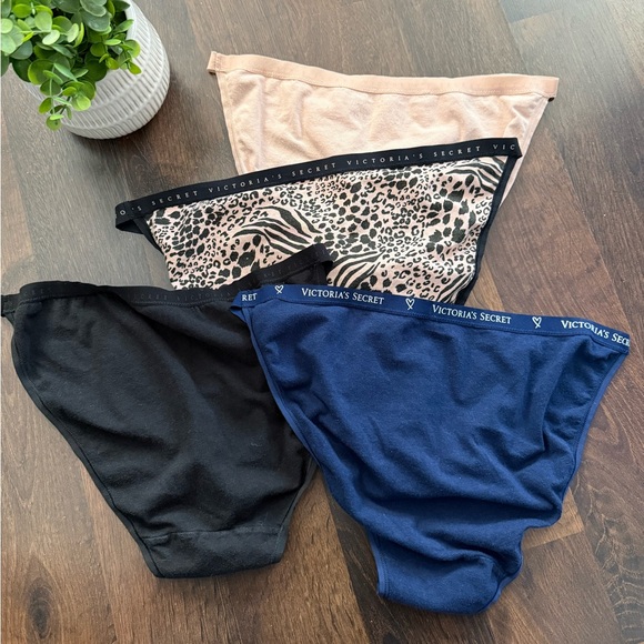 Victoria's Secret String Bikini Bundle - Picture 4 of 4